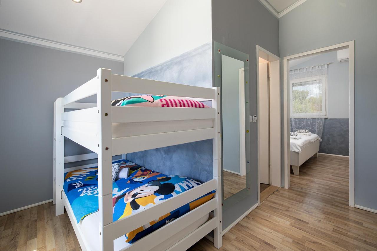 Holiday House Bilos Vodnjan Luaran gambar