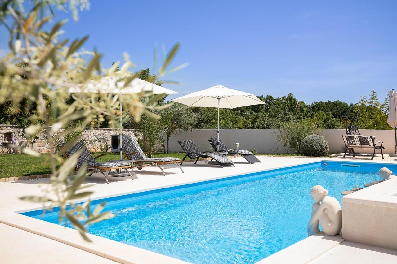 Holiday House Bilos Vodnjan Luaran gambar